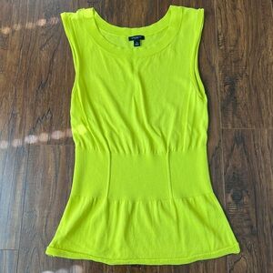 Ann Taylor Chartreuse Sleeveless Peplum Ribbed Stretch Top Size Small
